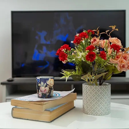 アパート Spacious 2 Bedroom In Centre, Fast Wi-fi, Self Check In, Family & Work Friendly *