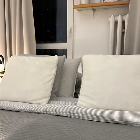Apartamento Spacious 2 Bedroom In Centre, Fast Wi-fi, Self Check In, Family & Work Friendly *
