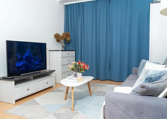 Spacious 2 Bedroom In Centre, Fast Wi-fi, Self Check In, Family & Work Friendly アパート *