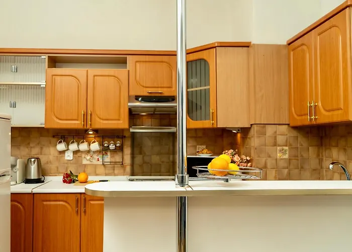 Spacious 2 Bedroom In Centre, Fast Wi-fi, Self Check In, Family & Work Friendly アパート *