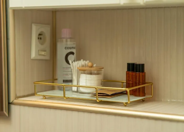 Spacious 2 Bedroom In Centre, Fast Wi-fi, Self Check In, Family & Work Friendly Апартаменты